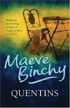 Maeve Binchy Quentins обложка книги