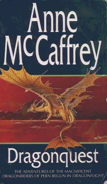 Anne McCaffrey Dragonquest обложка книги