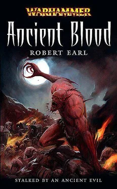 Robert Earl Ancient blood обложка книги