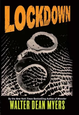 Walter Myers Lockdown обложка книги