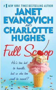 Janet Evanovich Full Scoop обложка книги