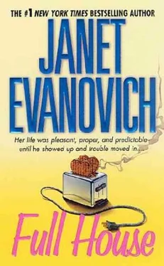 Janet Evanovich Full House обложка книги