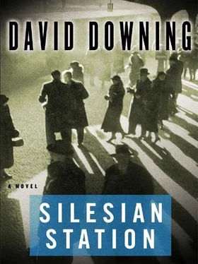 David Downing Silesian Station обложка книги