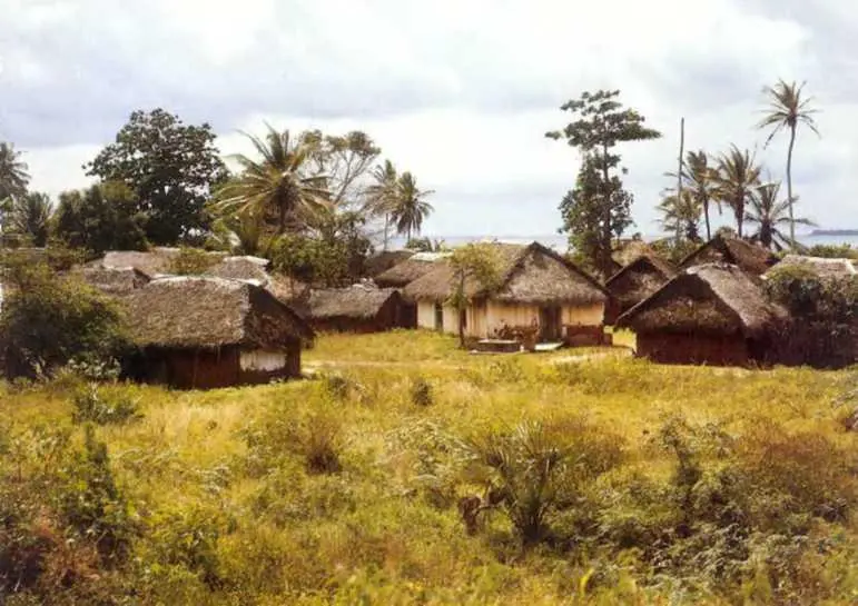 В экваториальной зоне где преобладает низкое давление находятся пустыни и - фото 52