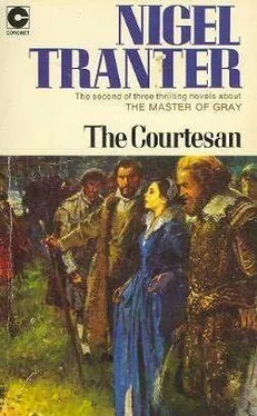 Nigel Tranter The Courtesan обложка книги