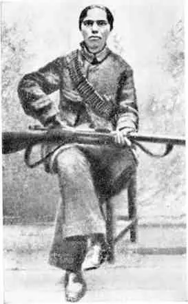 Мухтар боец Красного Гиляна Иран 1921 г Через девять границ Мария - фото 56