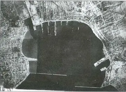 Новороссийск 1942 г Главная база Черноморского флота Поти сентябрь 1943 - фото 136