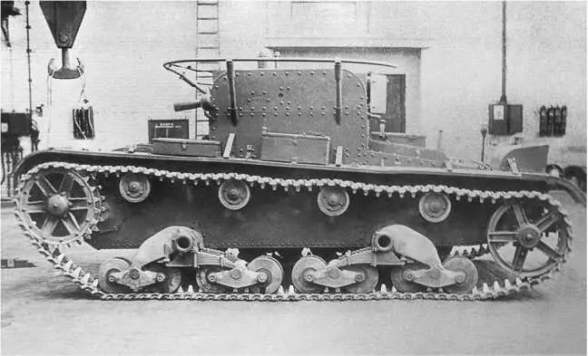 Танкнаблюдательный пункт в цехе завода 185 имени Кирова Ленинград 1935 год - фото 151
