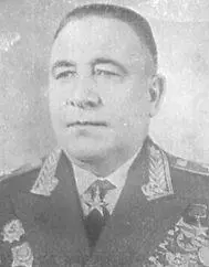 Командующий 1 гв ТА М Е Катуков Член Военного совета 1 гв ТА Н К Попель - фото 16