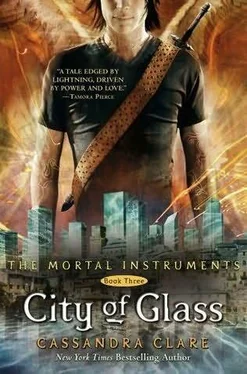 Cassandra Clare City of Glass обложка книги