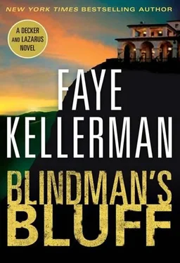 Faye Kellerman Blindman’s Bluff обложка книги