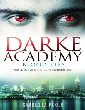 Gabriella Poole Blood Ties (Darke Academy) обложка книги