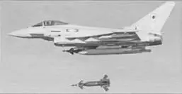 21 ноябряс борта истребителя Eurofighter Typhoon из 11й эскадрильи Королевских - фото 12