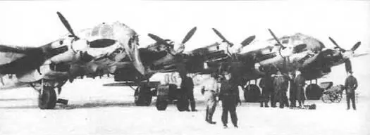Самолет Не111Z был специально создан для буксировки Me 321 Отработка загрузки - фото 25