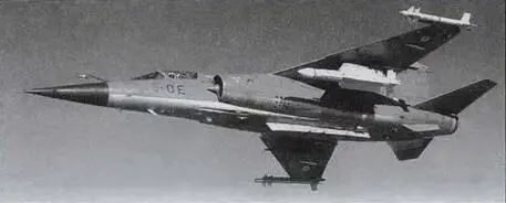 От Mirage F1С истребители Mirage F1C200 внешне отличаются наличием штанги - фото 20