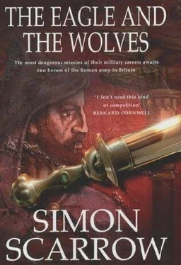 Simon Scarrow4_ The Eagle and the Wolves обложка книги