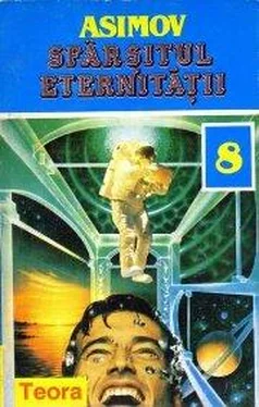 Isaac Asimov Sfârşitul Eternităţii обложка книги