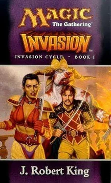 J. King INVASION обложка книги