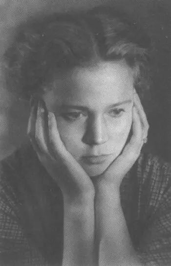 Я люблю эту фотографию потому что ее любил Володя Москва 1956 год Здесь - фото 16