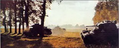 Немецкие танки 38t и ТИ справа во Франции в мае 1940 года За счет - фото 170