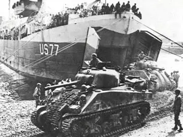 Вверху К моменту высадки в Нормандии в 1944 году экипажи М4 уже были наслышаны - фото 226