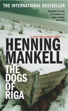 Henning Mankell The Dogs of Riga обложка книги