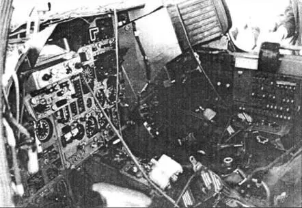 Кабина Су24МК Хвостовая часть Су24МК Производство Су24М началось в 1978 г - фото 13