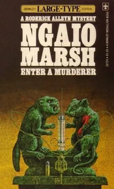 Ngaio Marsh Enter A Murderer обложка книги