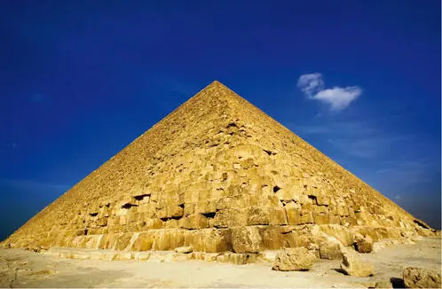 18 The Great Pyramid of Giza The kind of thing rich people in ancient Egypt - фото 21