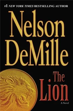 Nelson DeMille The Lion обложка книги