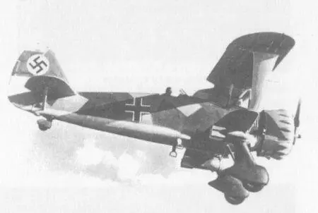 Мудрые академики считают у Гитлера все самолёты а у Сталина только нов - фото 8