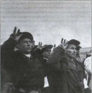Сотрудники службы порядка приносят присягу 1942 год 21 июля 1943 г орловская - фото 19