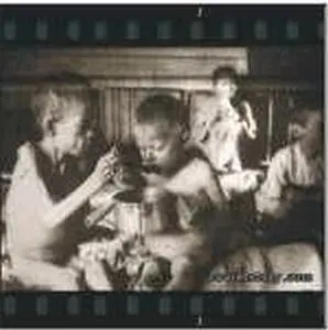 Кадры из фильма The Soviet Story Жертва голода Комитет Нансена 1922 г - фото 3