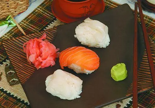 158 ккал 40 мин 4 порции Продукты 100 г филе маринованного окуня 100 г - фото 3
