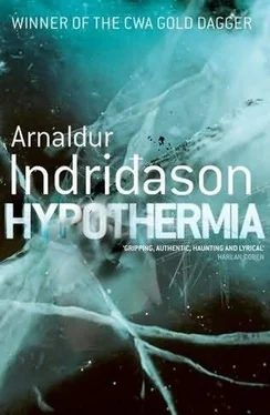 Arnaldur Indriðason Hypothermia обложка книги