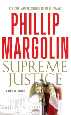 Phillip Margolin Supreme Justice обложка книги