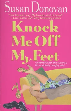 Susan Donovan Knock Me Off My Feet обложка книги