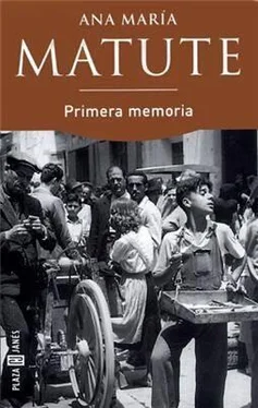 Ana Matute Primera memoria обложка книги