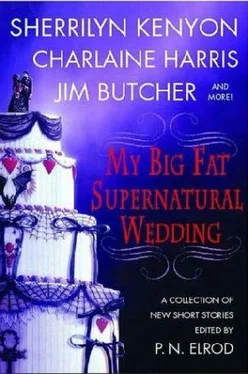 L. Banks My Big Fat Supernatural Wedding обложка книги