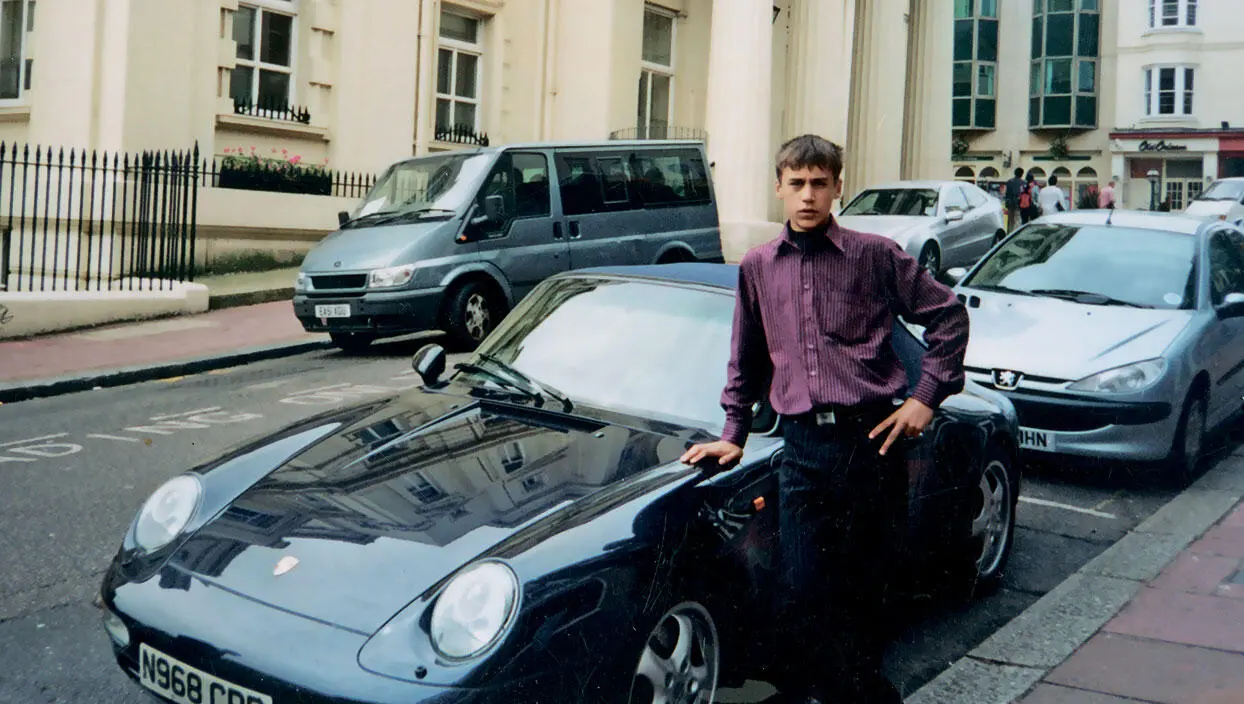 Поездка Димы в Англию Лондон 1998 год Комната Димы Дедушка приехал в гости - фото 4