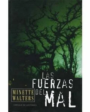 Minette Walters Las fuerzas del mal обложка книги