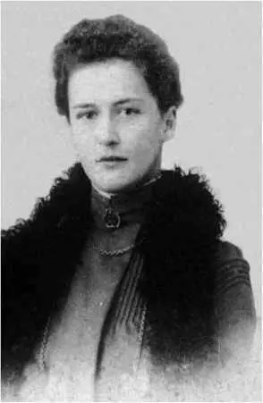 Свербеева Звегинцова Екатерина Михайловна Фото начала XX в Началась война - фото 26