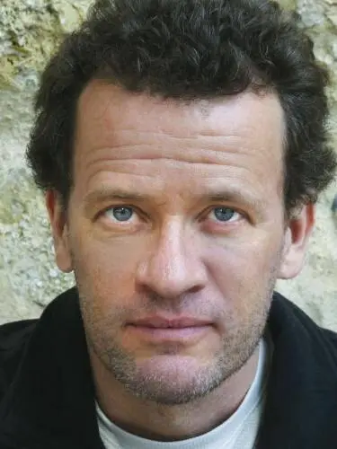 Born in Spain in 1963 Yann Martel studied philosophy at Trent University - фото 40