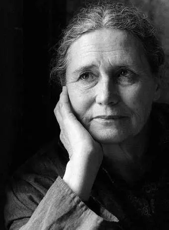 Doris Lessing was born of British parents in Persia in 1919 and was taken to - фото 2