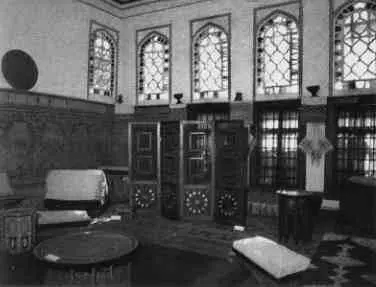 Комната в гареме Ханский дворец в Бахчисарае Убранство комнаты - фото 13
