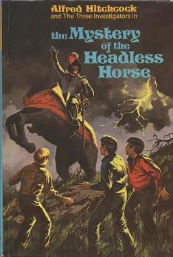 William Arden The Mystery of the Headless Horse обложка книги