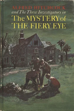 Роберт Артур The Mystery of the Fiery Eye обложка книги