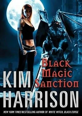 Kim Harrison Black Magic Sanction обложка книги