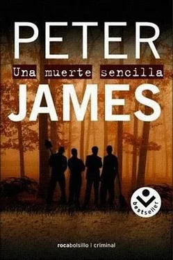 Peter James Una Muerte Sencilla обложка книги