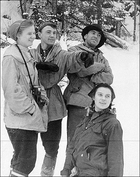 Люда Дубинина неизвестный Николай ТибоБриньоль Зина Колмогорова Как вы - фото 4